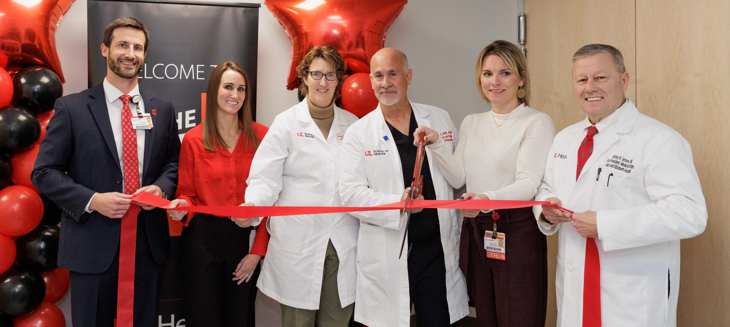 Ribbon cutting ceremony for the Wound Care and Hyperbaric Medicine Center at Mary & Elizabeth Hospital.